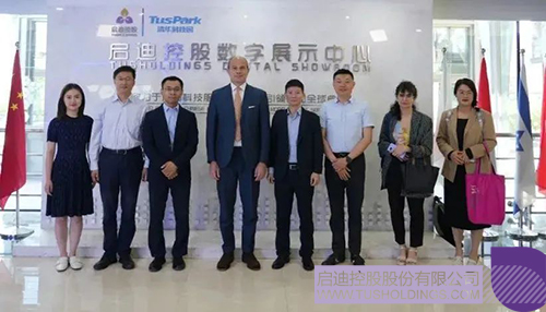 1686109384256338.jpg 640c.jpg